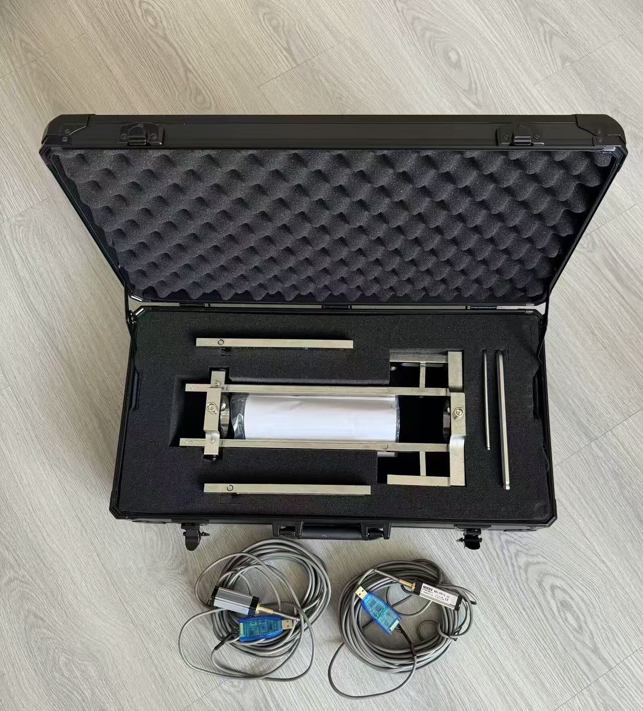 CBX-4320S鋼筋殘余變形測(cè)試儀(配位移傳感器-鋼架)的特點(diǎn)